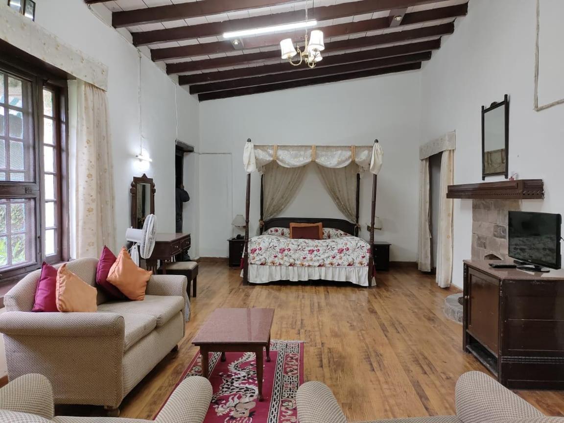 West View Hotel Ranikhet Esterno foto
