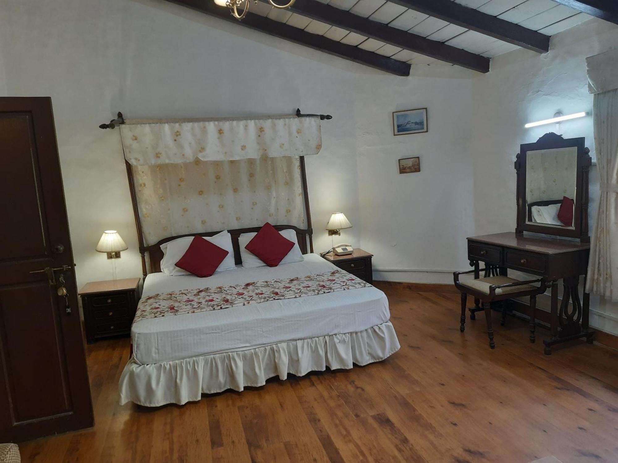 West View Hotel Ranikhet Esterno foto
